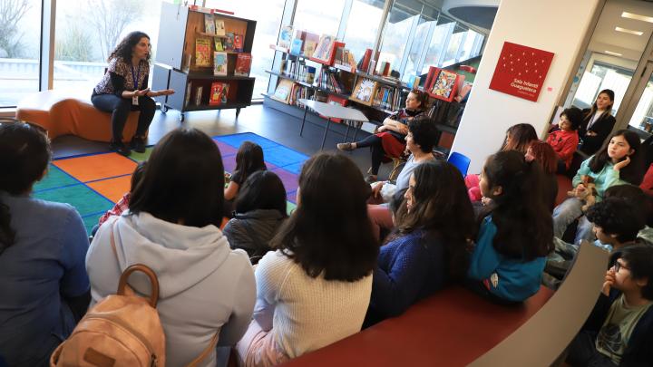 Jornada de Cuenta cuentos en la Biblioteca Regional Gabriel Mistral